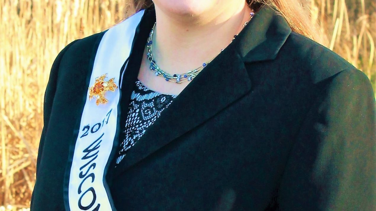 Schalla Named WI Honey Queen MidWest Farm Report