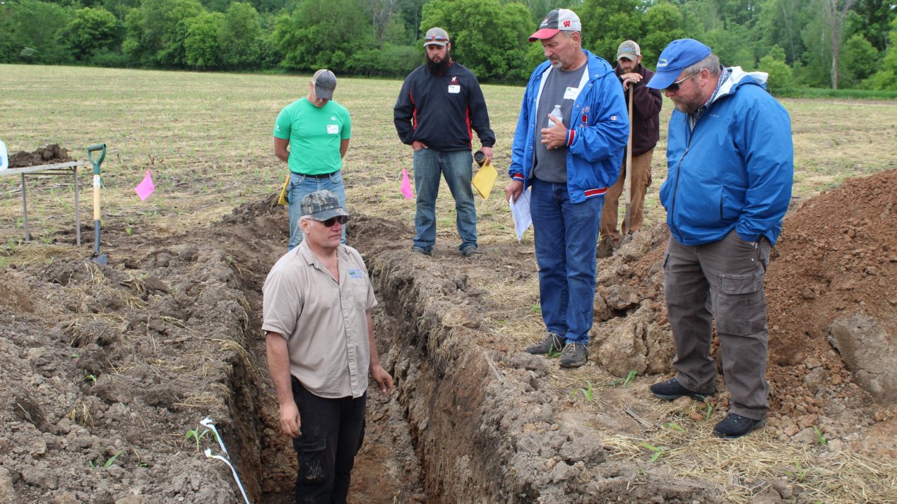 Field Day Talks Regenerative Farming