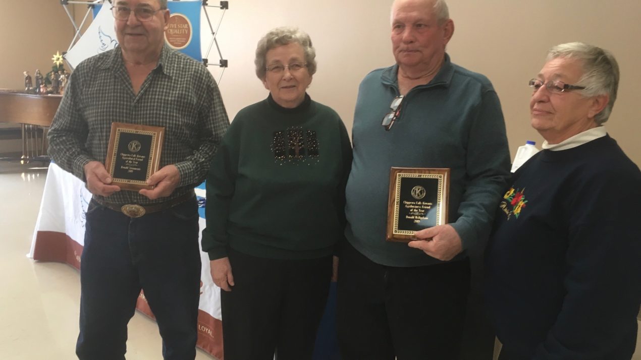 Kiwanians honor two Chippewa County farmers