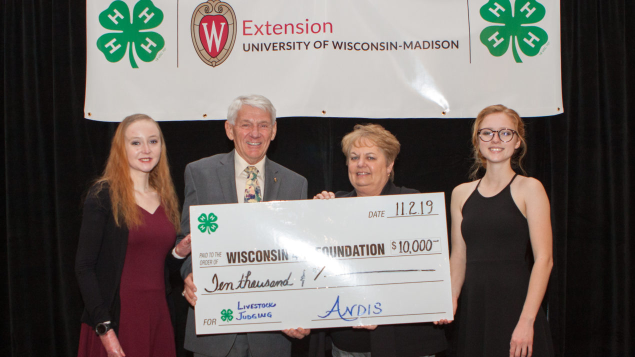 The Andis Foundation Recognized as Platinum Clover Donor