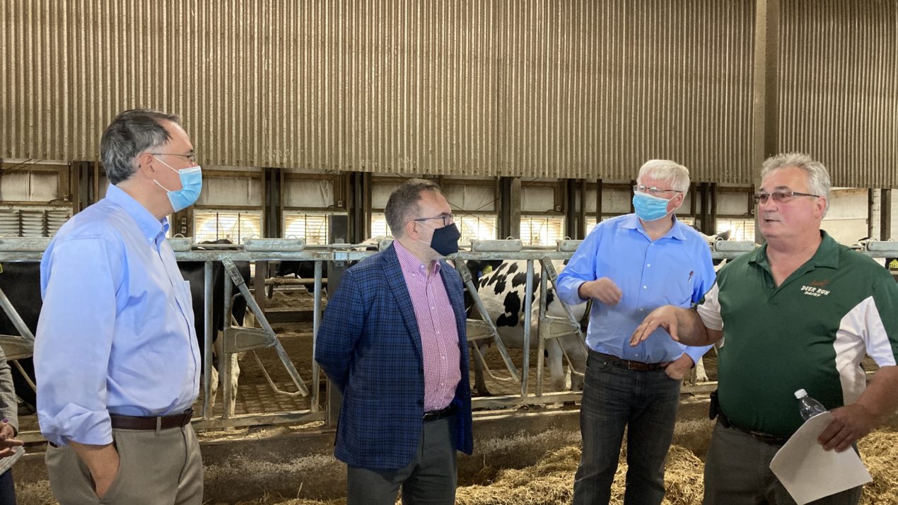 WFBF Member Hosts EPA Officials on Dairy Farm