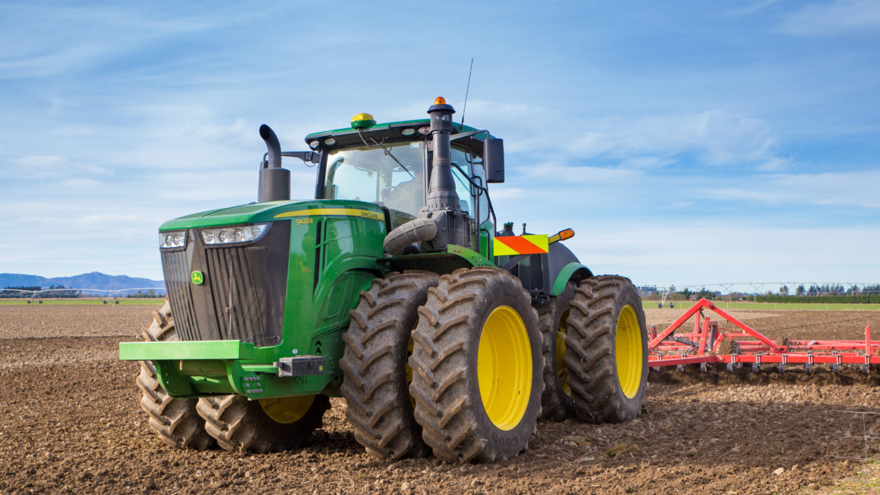 Combine and Tractor Sales Continue Their Growth