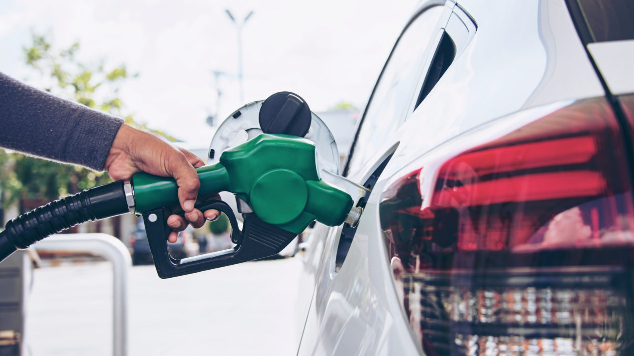 Bipartisan Effort Underway To Utilize E15 Fuel