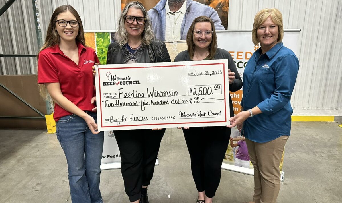 Beef Council Donates $2,500 To Food Pantries