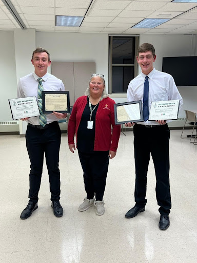 Clark & Luedtke Given 4-H Key Award